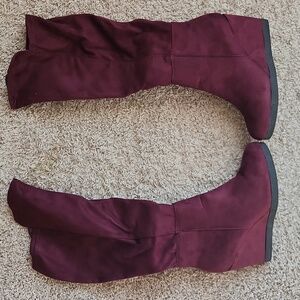 Womens Suede Like Wine Colored Heeled Boots